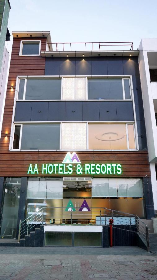 Aa Hotels & Resorts Zirakpur Eksteriør billede